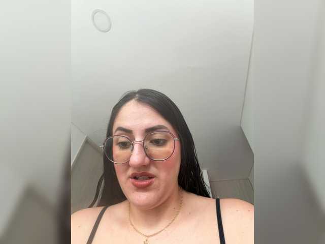 EvanShell1 live cam on BongaCams