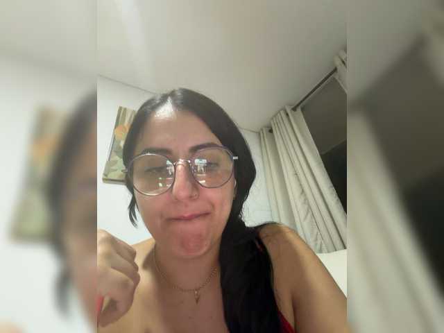EvanShell1 live cam on BongaCams
