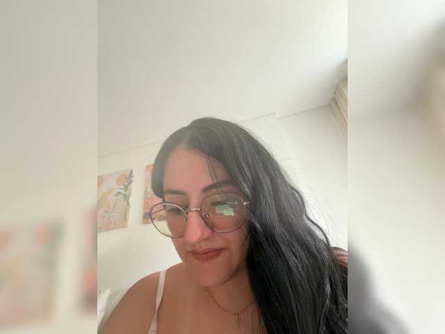 EvanShell1 live cam on BongaCams