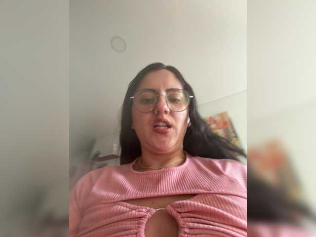 EvanShell1 live cam on BongaCams