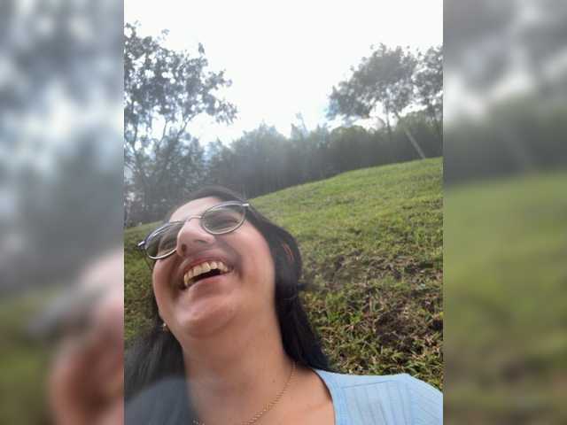 EvanShell1 live cam on BongaCams