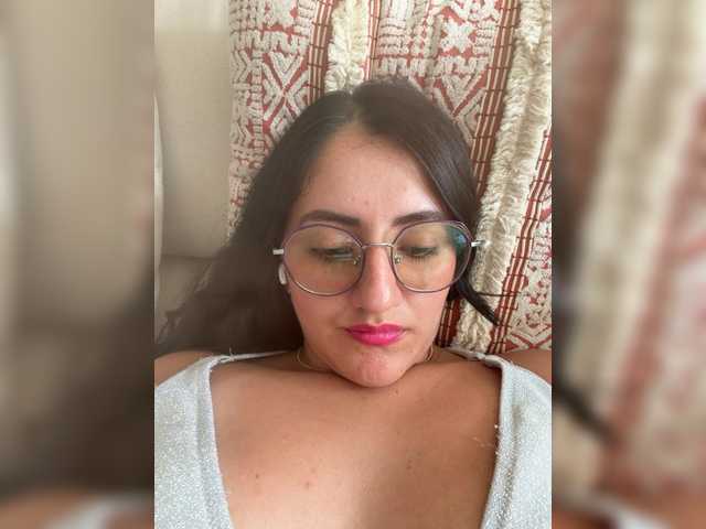 EvanShell1 live cam on BongaCams