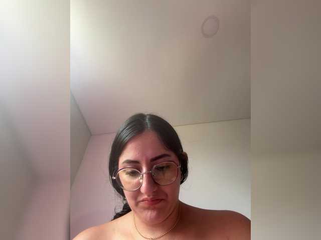 EvanShell1 live cam on BongaCams