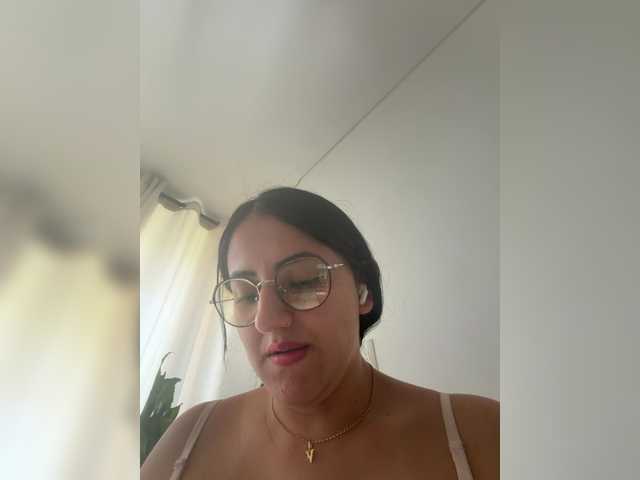 EvanShell1 live cam on BongaCams