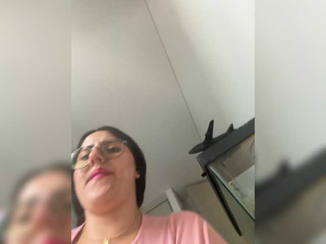 EvanShell1 live cam on BongaCams