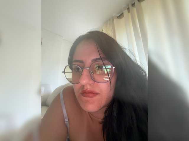 EvanShell1 live cam on BongaCams
