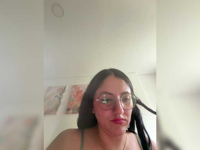 EvanShell1 live cam on BongaCams