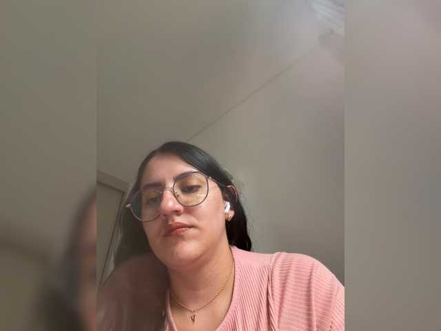 EvanShell1 live cam on BongaCams