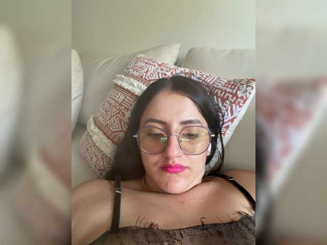 EvanShell1 live cam on BongaCams