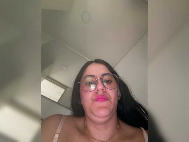 EvanShell1 live cam on BongaCams
