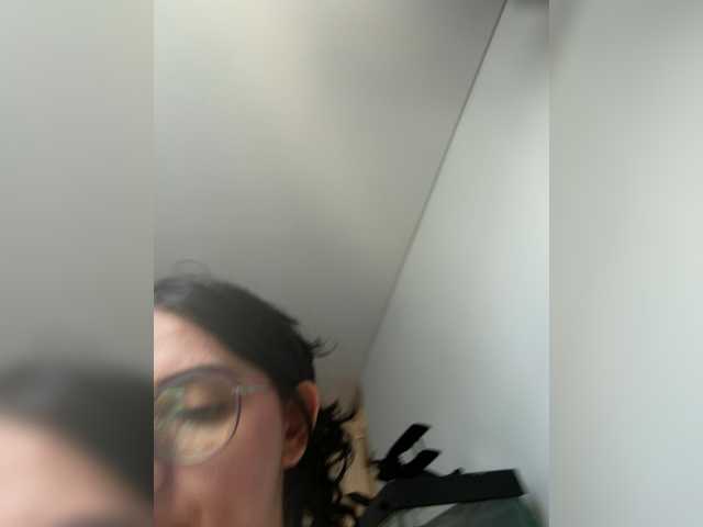 EvanShell1 live cam on BongaCams