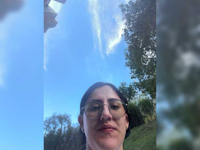 EvanShell1 live cam on BongaCams