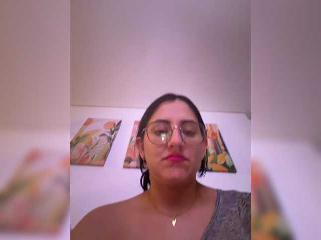 EvanShell1 live cam on BongaCams