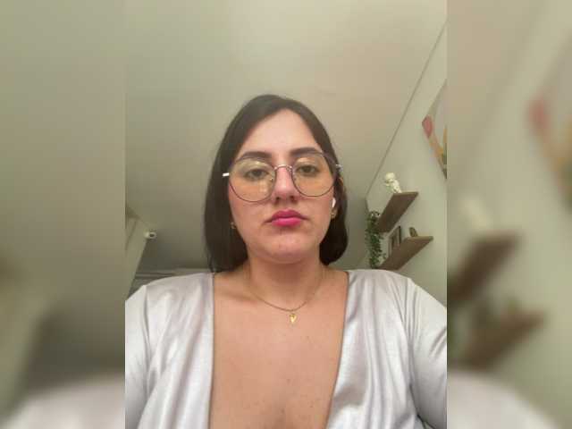 EvanShell1 live cam on BongaCams