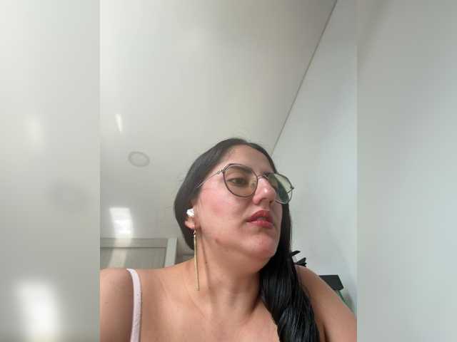 EvanShell1 live cam on BongaCams
