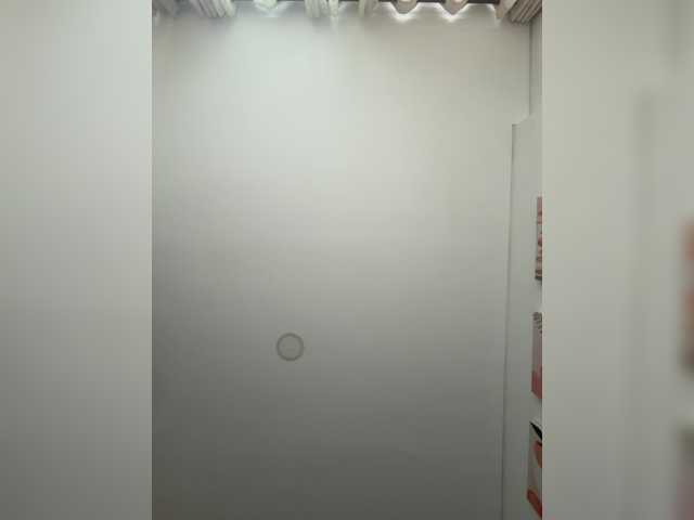 EvanShell1 live cam on BongaCams