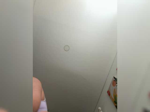 EvanShell1 live cam on BongaCams
