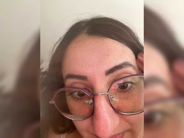 EvanShell1 live cam on BongaCams