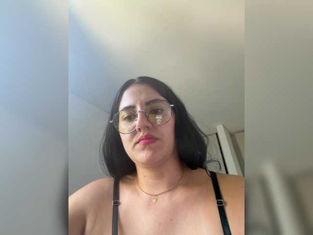 EvanShell1 live webcam show