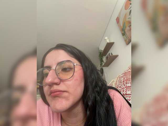 EvanShell1 live cam on BongaCams