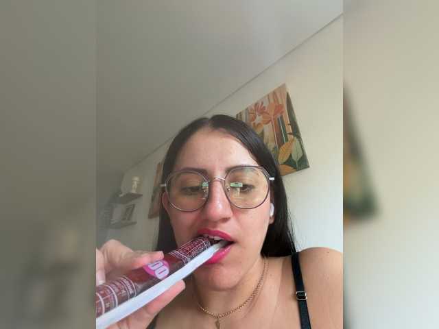 EvanShell1 live cam on BongaCams