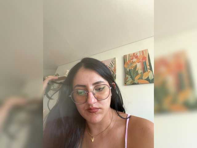 EvanShell1 live cam on BongaCams