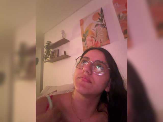 EvanShell1 live cam on BongaCams