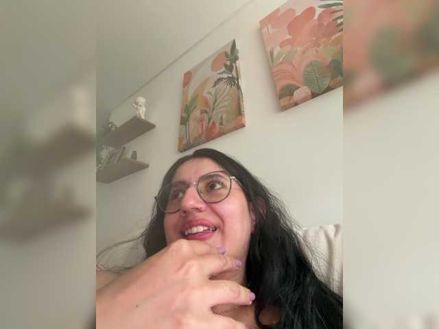 EvanShell1 live cam on BongaCams