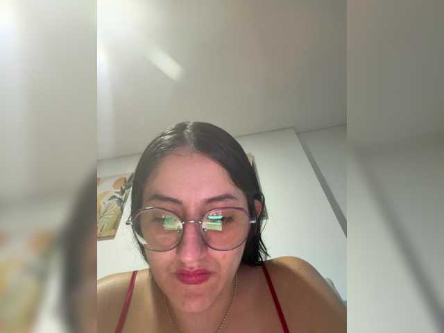 EvanShell1 live cam on BongaCams