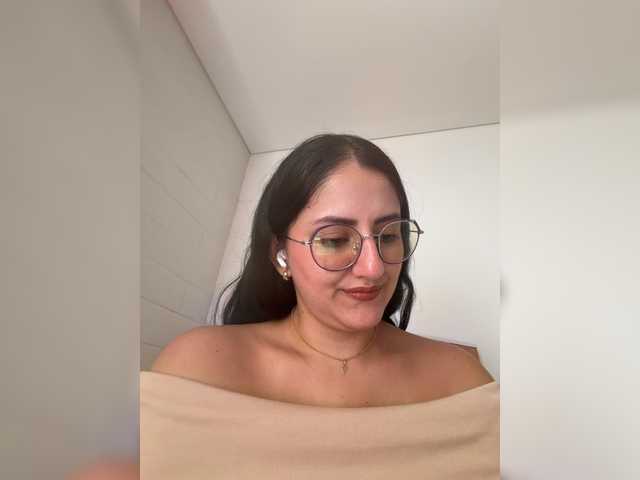 EvanShell1 live cam on BongaCams