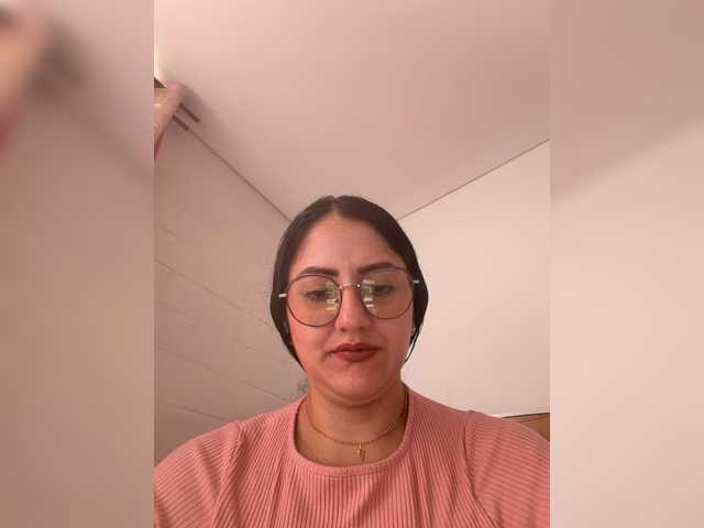 EvanShell1 live cam on BongaCams