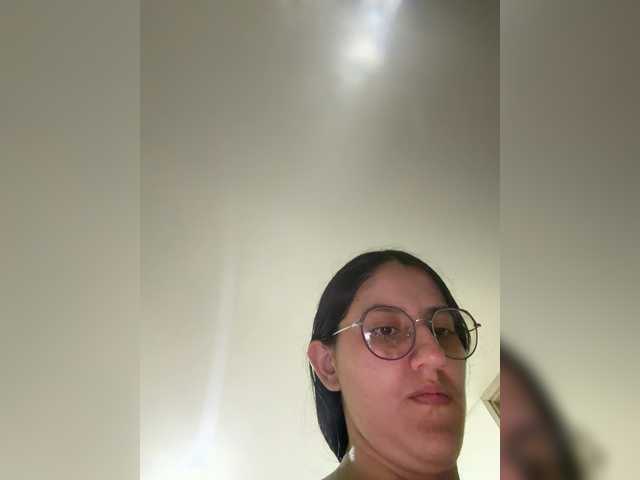 EvanShell1 live cam on BongaCams
