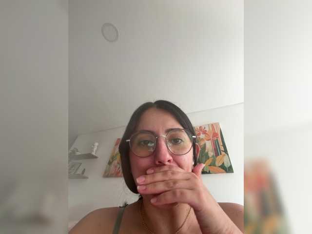 EvanShell1 live cam on BongaCams