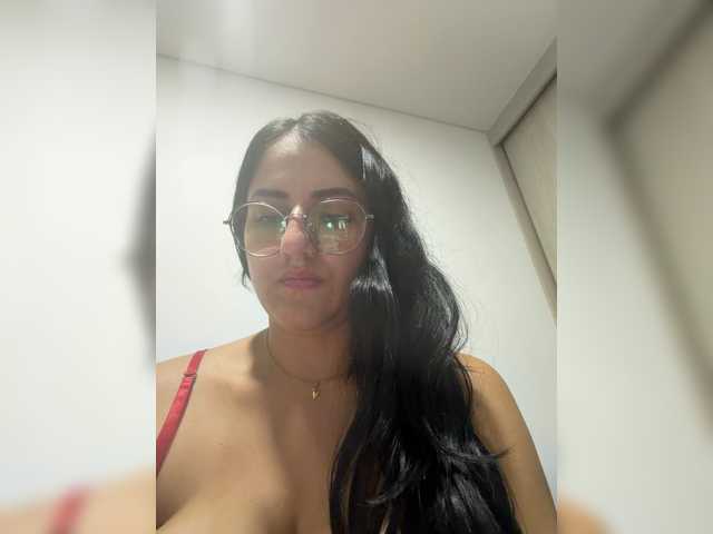 EvanShell1 live cam on BongaCams