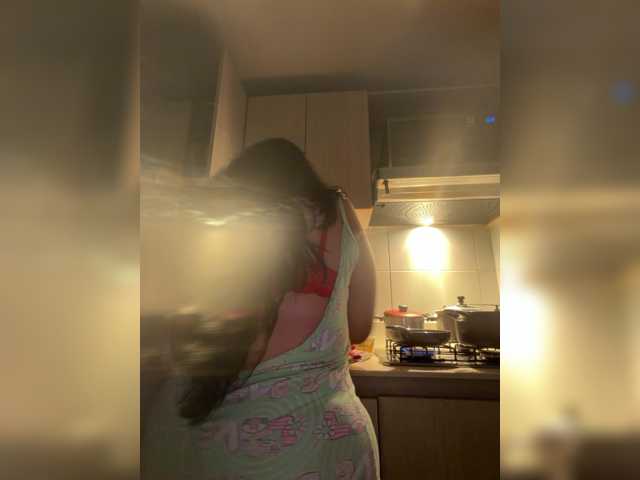 EvanShell1 live cam on BongaCams