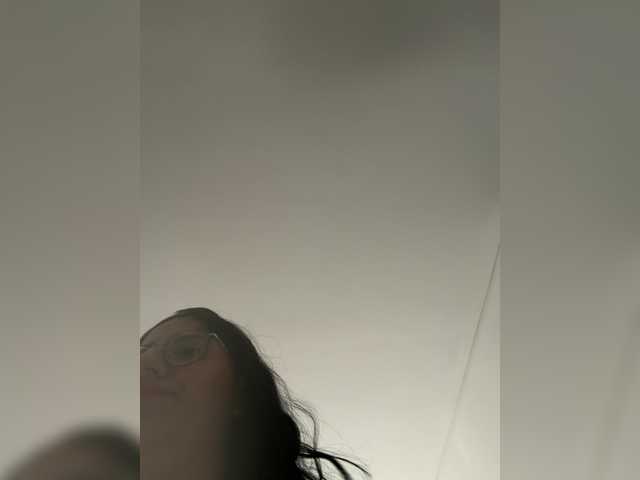 EvanShell1 live webcam show