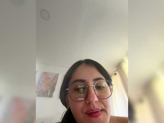 EvanShell1 live cam on BongaCams