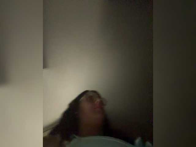 EvanShell1 live cam on BongaCams
