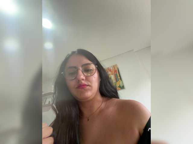 EvanShell1 live cam on BongaCams