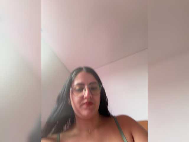 EvanShell1 live cam preview