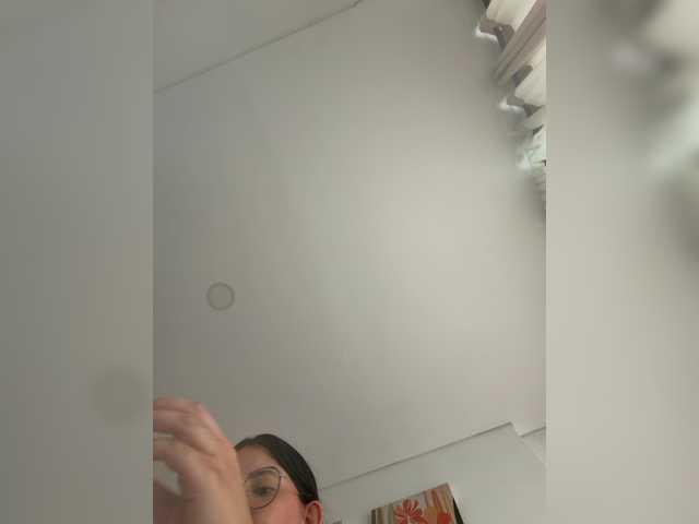 EvanShell1 live cam on BongaCams