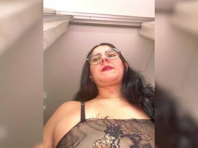 EvanShell1 live webcam show