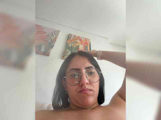 EvanShell1 Live Webcam on BongaCams