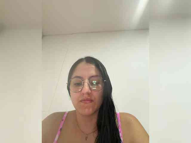 EvanShell1 Live Webcam on BongaCams