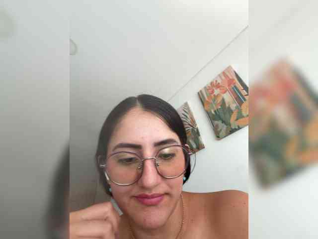 EvanShell1 Live Webcam on BongaCams