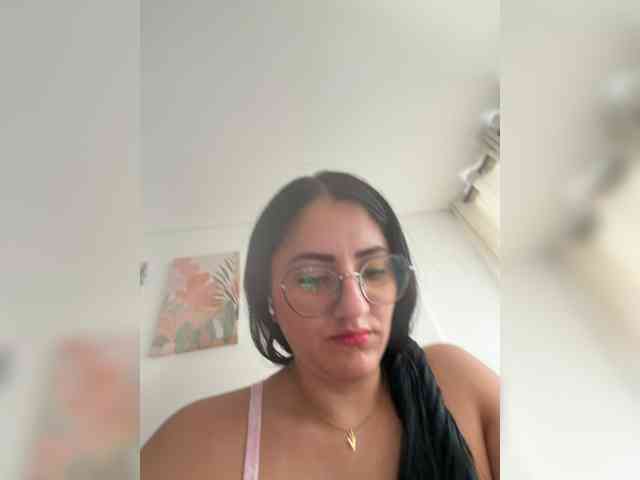 EvanShell1 Live Webcam on BongaCams