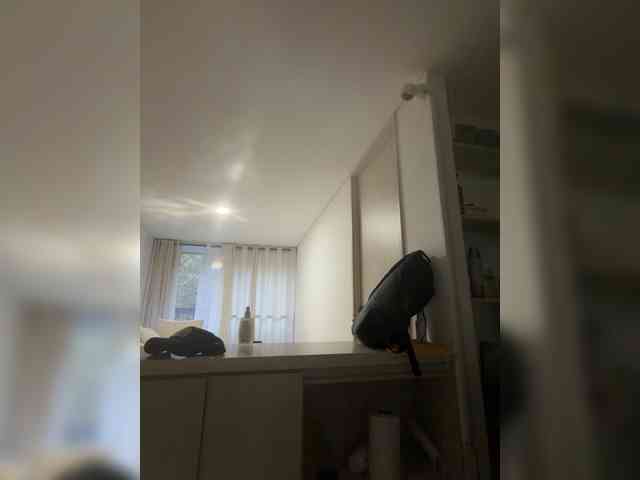EvanShell1 webcam