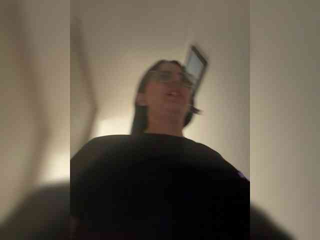 EvanShell1 webcam