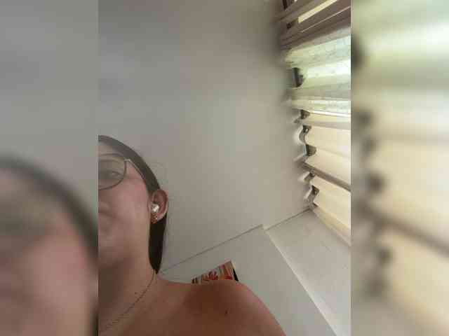 EvanShell1 webcam
