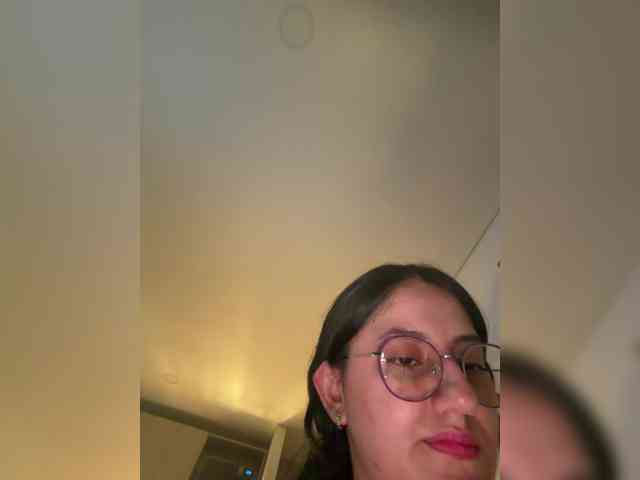 EvanShell1 Live Webcam on BongaCams